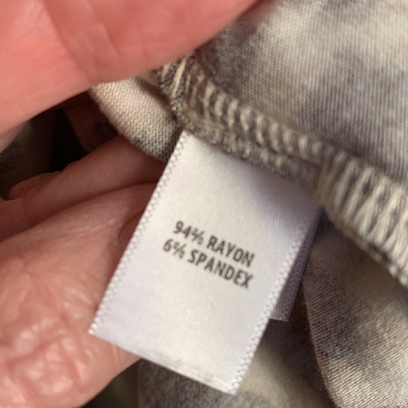 St. John Nordstrom Leopard Jersey with Shoulder Pleating M/L - Picture 12 of 15